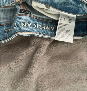 American Eagle Jeans thumbnail 3