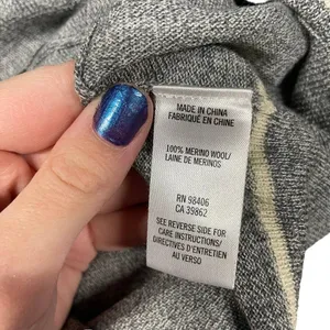 Theory Jaidyn Soft Luster Merino Wool Sweater in‎ Heather Gray Size XS thumbnail 7