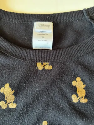 Disney Women’s Black Gold all over print Mickey Mouse crewneck Sweater Size XL thumbnail 2