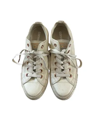 Converse Chuck Taylor All Star low-top sneakers in ivory leather Size 8 Women’s thumbnail 2