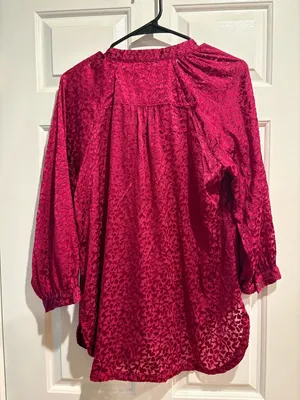 Anthropologie Susanna Burnout Velvet ¾ Sleeve Buttondown Blouse pink M thumbnail 5