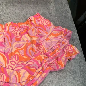 Aerie Pink and Orange Ruffled Skort thumbnail 11