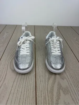 On 34th Women's Marinaa Low-Top Sneakers 7.5M Silver Crinkle Smooth $79.50 thumbnail 2