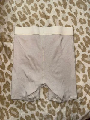 SKIMS boxers thumbnail 2