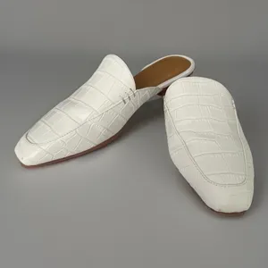 Marc Fisher LTD White Croc Embossed Mule Loafers Pointed Toe Size 7M thumbnail 2