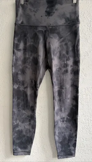 Lululemon Align Tie-Dye Leggings - High-Waist Comfort thumbnail 1