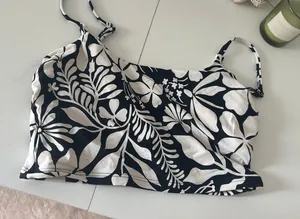 Roxy swimsuit top  thumbnail 1