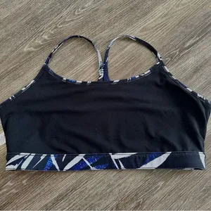 Fabletics Elaine reversible sports bra thumbnail 7