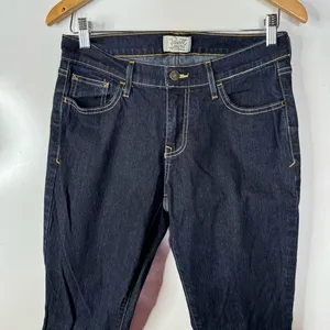 Old Navy The Sweatheart Jeans‎ Size 6 thumbnail 2