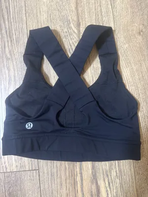 Lululemon Black Sports Bra Size 2 thumbnail 2
