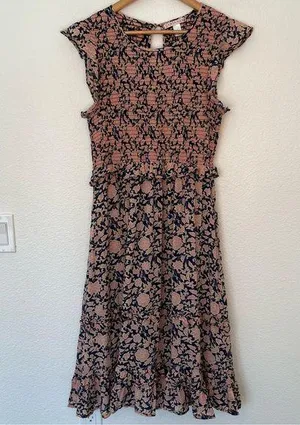 Banjanan floral dress medium thumbnail 1