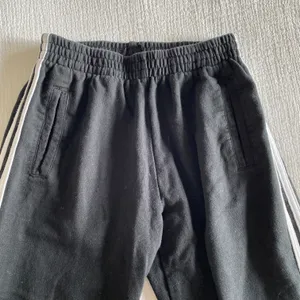 Brandy Melville sweatpants thumbnail 3