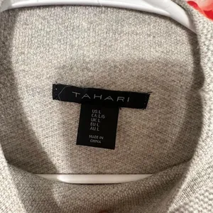 Elie Tahari H66. grey sweater Size L thumbnail 2