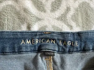American Eagle Outfitters Mom Jeans thumbnail 5