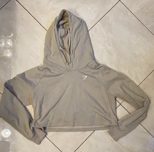 Gymshark Women’s Crop Hoodie Sweatshirt thumbnail 1