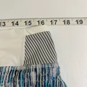 Lululemon Time‎ To Shine Skirt Skort Size 10 Blurry Belle Battleship Stripe thumbnail 8