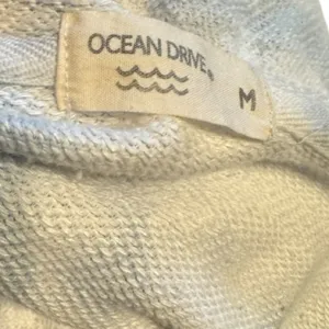 Ocean Drive Blue Pullover Hoodie Shirt thumbnail 4