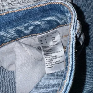 American Eagle Mom Jeans thumbnail 4