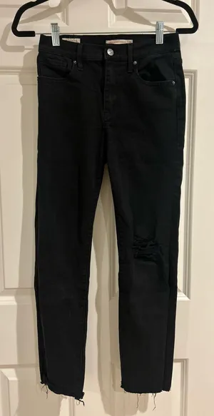 High-Rise Jeans thumbnail 4
