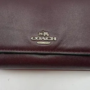 Coach Convertible Wallet Burgundy Pebbled Leather Wallet thumbnail 2