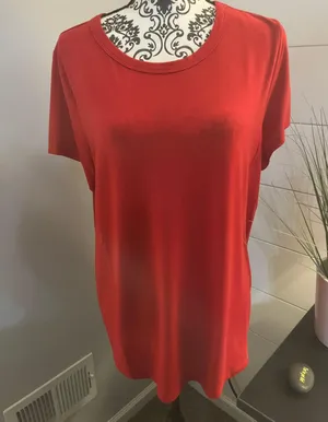 Size XL Red Short Sleeve T Shirt thumbnail 1