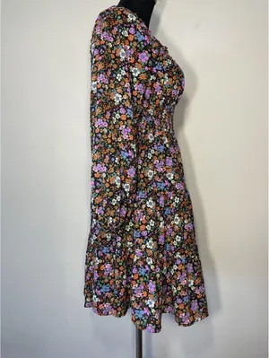 Entro Vibrant Floral Smocked Waist Tiered Mini Dress S Fest thumbnail 5