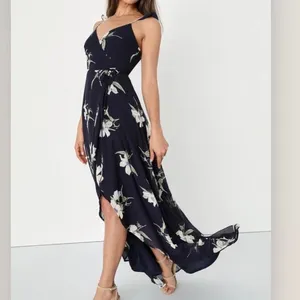 NWT Lulus All Mine Navy Blue‎ Floral Print High-Low Wrap Dress SMALL thumbnail 3