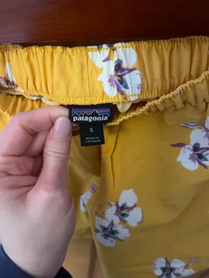 Patagonia Barely Baggies Shorts thumbnail 4