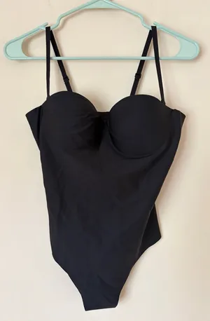 Skims molded underwire bodysuit black thumbnail 1