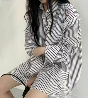Shirt / Blouse thumbnail 1