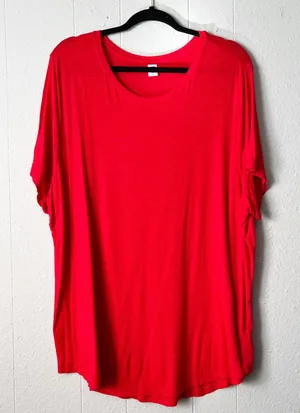 Old Navy Luxe Red T-Shirt Womens XXL Relaxed Stretch Casual Holiday Christmas thumbnail 1