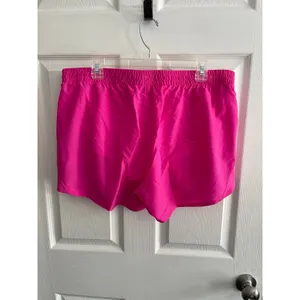 Under Armour Fly By 3” Shorts Rebel Pink Size XL New With Tag thumbnail 3