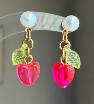 Handpicked Handmade fairy cute Kawaii retro whimsy dangle earrings 🍃💕 thumbnail 1