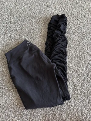 Beyond Yoga Black High-Rise Ruched Leggings Leg Warmer Ballet thumbnail 3