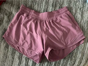 Lululemon Shorts Hotty Hot Low-Rise 4" thumbnail 1
