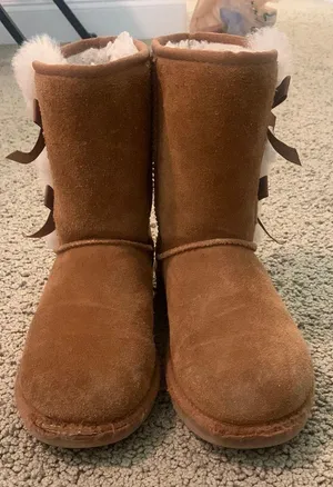 Koolaburra by UGG Brown Fuzzy Boots thumbnail 1