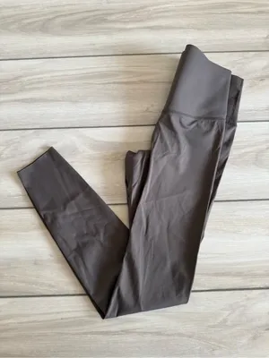 OQQ Seamless High Waist Butt Liftings Yoga Leggings Brown Medium NWT IN PKG thumbnail 3