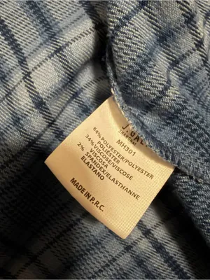2000s vintage style brandy melville blue vivian plaid cropped button up thumbnail 7