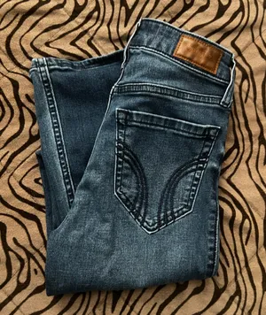 Hollister Jeans High-Rise Flare Jeans thumbnail 2