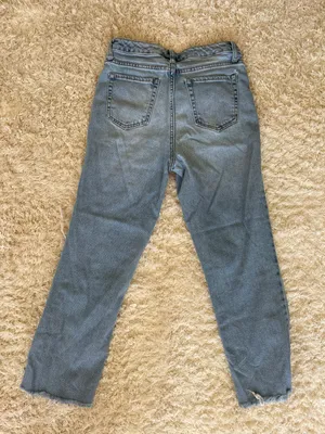Cropped Mom Jeans thumbnail 3