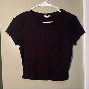 Bozzolo Women's Size Large Ribbed Crop Top T-Shirt Black Crewneck Short Sleeve thumbnail 4