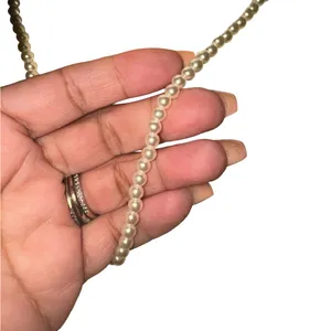 Elegant Faux Pearl Necklace thumbnail 2