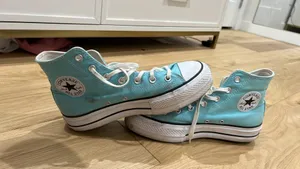 Women’s bright blue high top converse  thumbnail 2