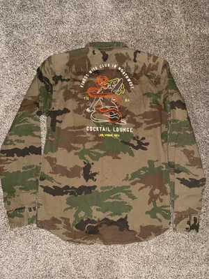 Pull&Bear Limited Edition Camouflage Embroidered Graphic Button-Down Shirt thumbnail 4