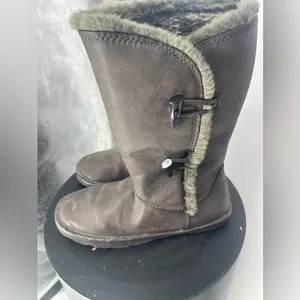 Sonoma Faux Fur Lined Winter Boots Toggle Button Closure Warm Comfy size 8‎ thumbnail 3