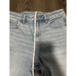 American Eagle Mom Jeans Strigid Denim Light Blue Breeze Wash Retro Size 4 Reg thumbnail 3