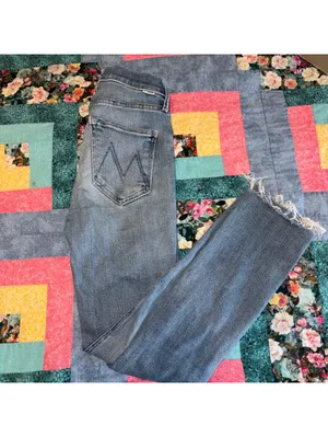 Mother $258 Woman’s 26 The Mid Rise Dazzler Ankle Fray Jeans Size 26 thumbnail 4