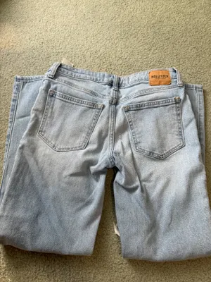 Women’s Hollister Jeans thumbnail 2