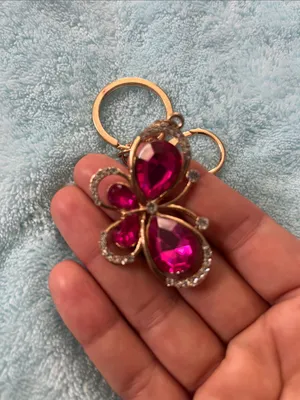 Gold-Tone Pink Crystal Butterfly Keychain thumbnail 3