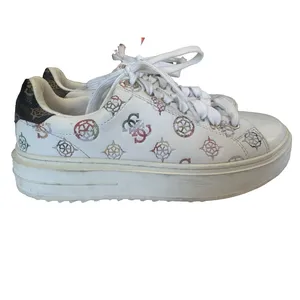 GUESS Denesa Platform Sneakers Chunky Treaded Shoes Womens Size 6 Casual White thumbnail 2